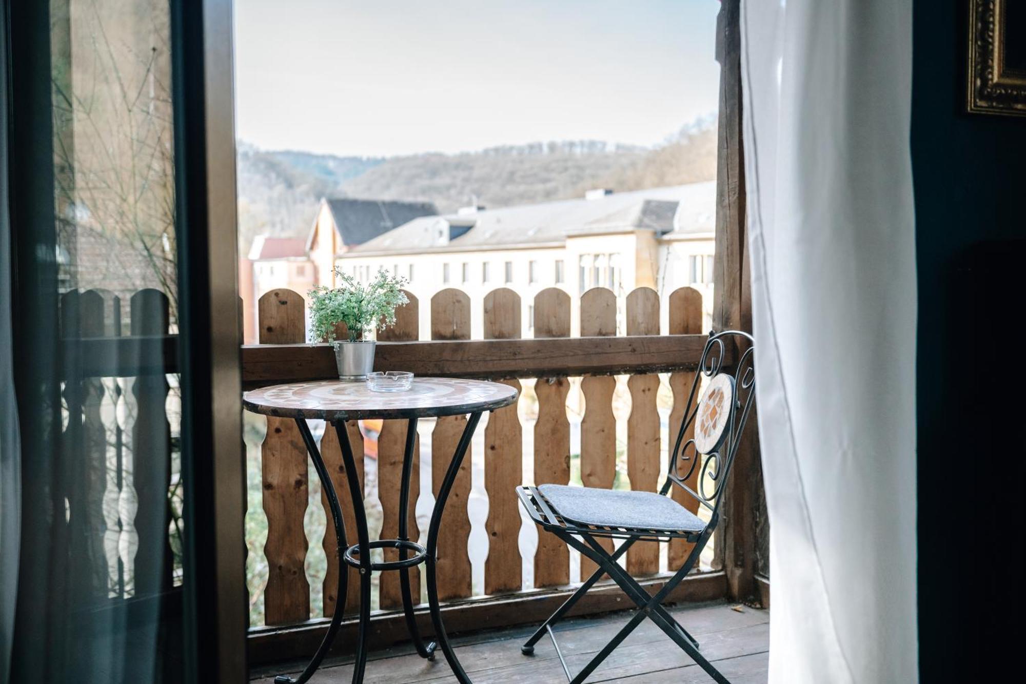 Bismarck Apt Mit Schoenem Balkon 巴特埃姆斯 外观 照片